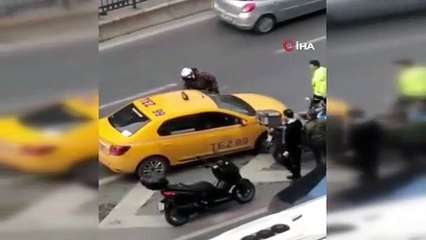 İstanbul'un göbeğinde trafik kavgası kamerada