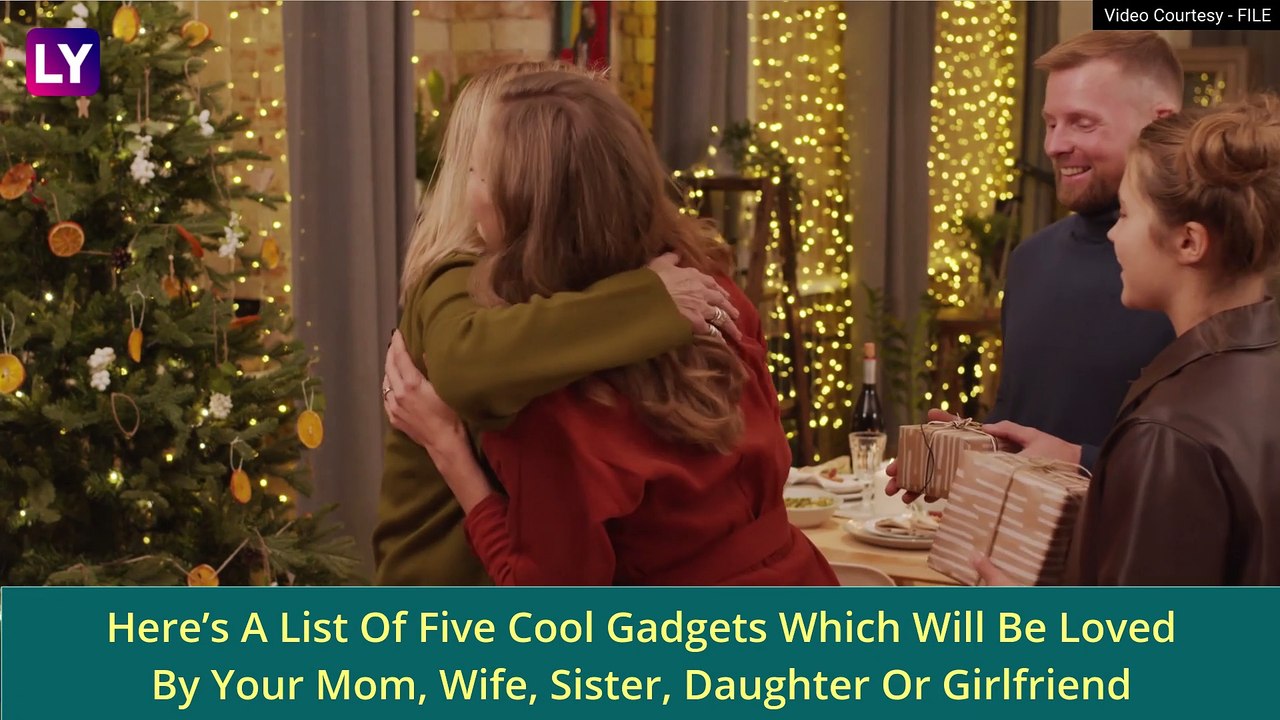 International Women’s Day 2023: From iPhone14, Samsung Galaxy S22 To Echo Show 5; Top 5 Gadgets You Can Gift Your Loved One