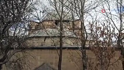 Depremde 700 yıllık cami hasar aldı | Mimar Sinan'a ilham veren eser bu hale geldi