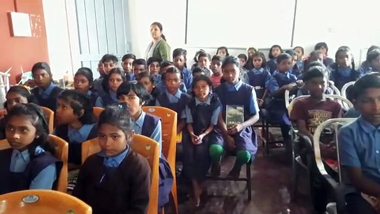 चयन परीक्षा के लिए स्कूली बच्चों को दी जा रही विशेष कोचिंग