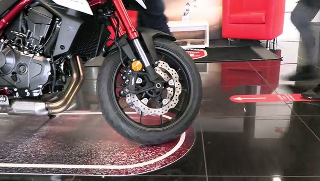 HONDA HORNET 750 NEW MODEL BY TRESOLDI HONDA PESSANO MILAN