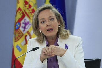 Vídeo | El Gobierno establece un plazo hasta 2024 a las grandes empresas para que incluyan un 40% de mujeres en su dirección