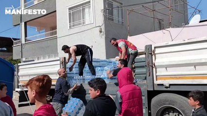 TKH deprem bölgesinden bildiriyor: Su ve gıda kolileri ulaştı
