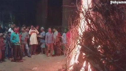 पूर्णिया: शहर वासीयों ने शुभ मुहूर्त देखकर होलिका दहन की परंपरा का किया निर्वहन
