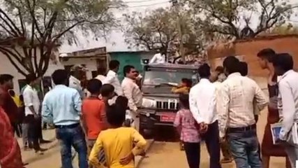 टीकमगढ़: बिजली विभाग के कुर्की अभियान से मचा हड़कंप,लोगों में जमकर आक्रोश