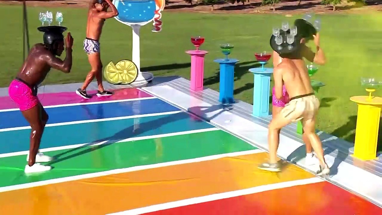 FIRST LOOK A public vote puts the couples at risk  | Love Island Series 9