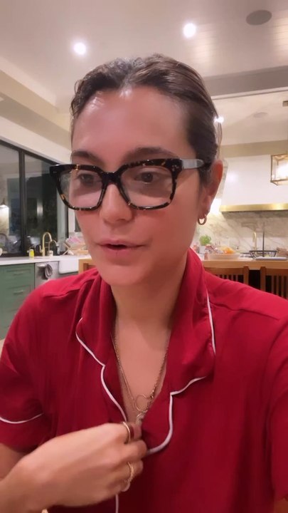 Bruce Willis’ wife appeals to paparazzi to ‘keep your space’ and stop ‘yelling’ at him following Frontotemporal Dementia