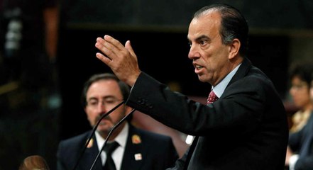 El jaque mate de Carlos García Adanero al Gobierno Sánchez con esta pregunta sobre el solo sí es sí