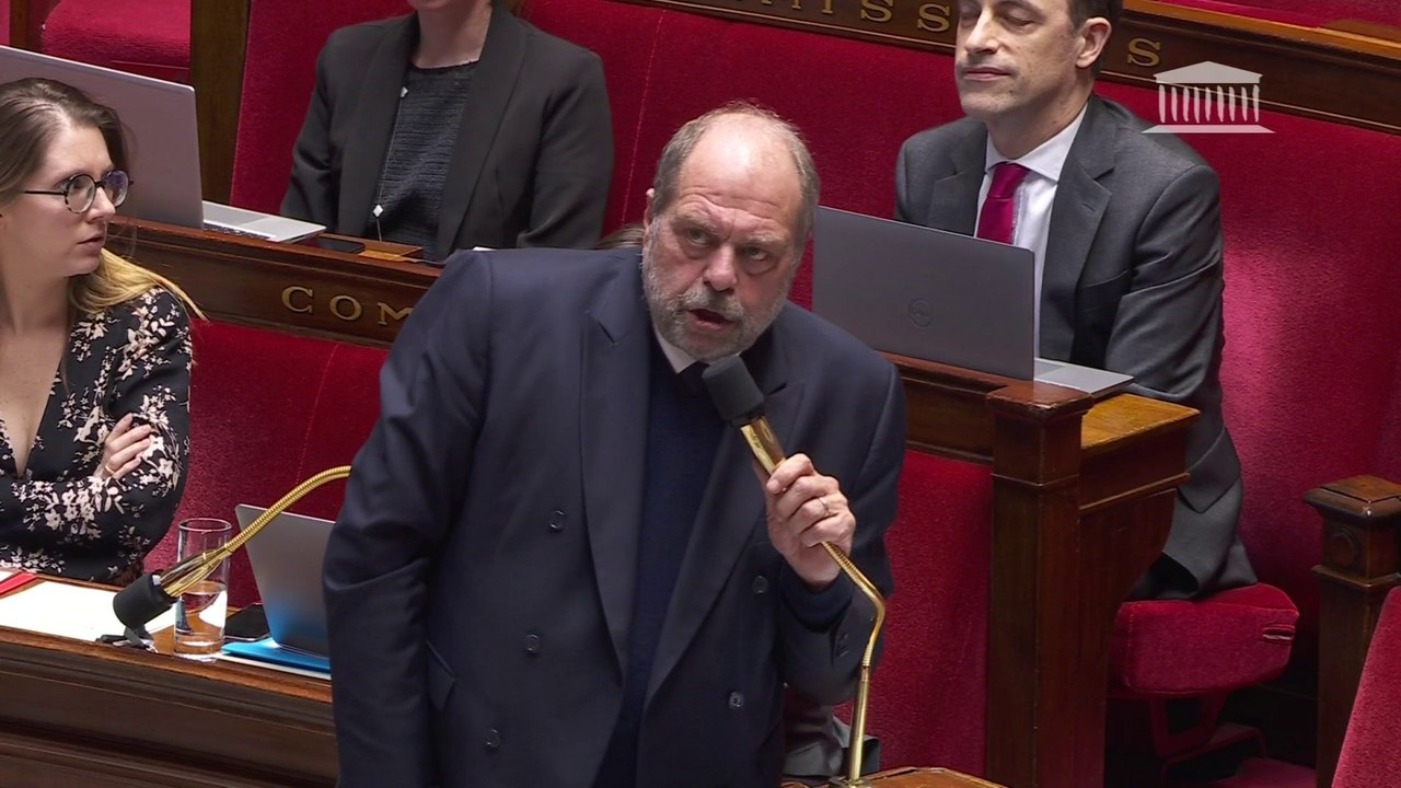 Assemblée nationale en pleine séance, un député LR accuse Éric Dupont