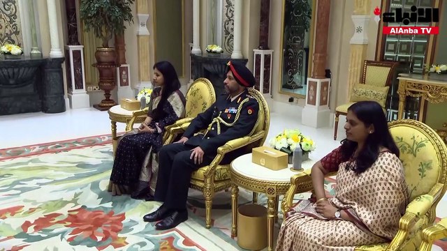 سمو نائب الأمير وولي العهد الشيخ مشعل الأحمد تسلم أوراق اعتماد 5 سفراء