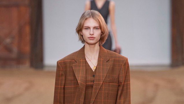 Défilé Stella Mccartney Prêt-à-porter Femme Automne-Hiver 23-24