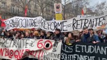 Los sindicatos franceses movilizan en las calles pero no paralizan el país