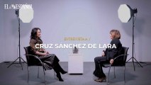 Cruz Sánchez de Lara responde a las preguntas de Charo Izquierdo sobre su nueva novela, 'Maldito Hamor'