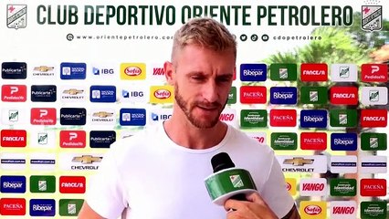 Maxi Caire retornó de Argentina tras pasar por el  quirófano tras lesión en su rodilla