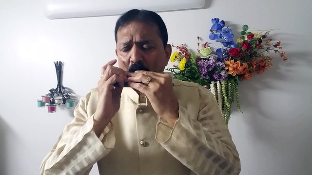 Raina beeti jaye-Film Amar Prem 1972 on Harmonica Live Performance by Mukund Kamdar