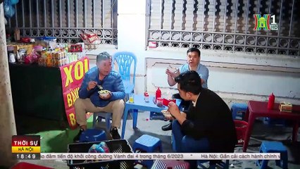 Hà Nội- Người dân chật vật, xếp hàng chờ đăng kiểm ô tô