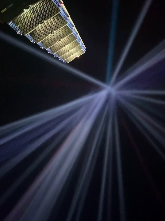 台灣燈會在台北-超酷炫雷射照耀台北101 Taiwan Lantern Festival in Taipei - Super cool laser shines on Taipei 101 #忠駝論壇 #fyp #f4follow #fypシ #foryoupage #happy  #asmr #memes