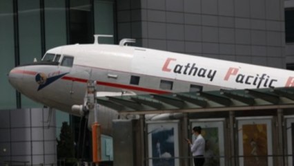 Cathay Pacific ensancha pérdidas pero pronostica recuperación vuelos en 2024