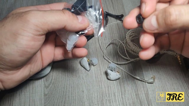 Basn Bmaster Hifi Noise Isolating Earphones (Review)