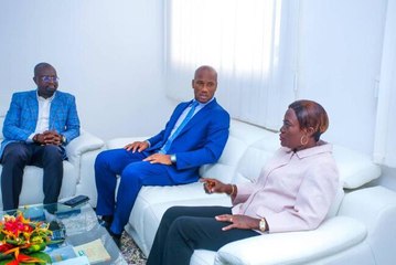 Mariatou Koné appelle à une mutualisation des efforts avec la Fondation Didier Drogba pour une réduction du taux d’analphabétisme