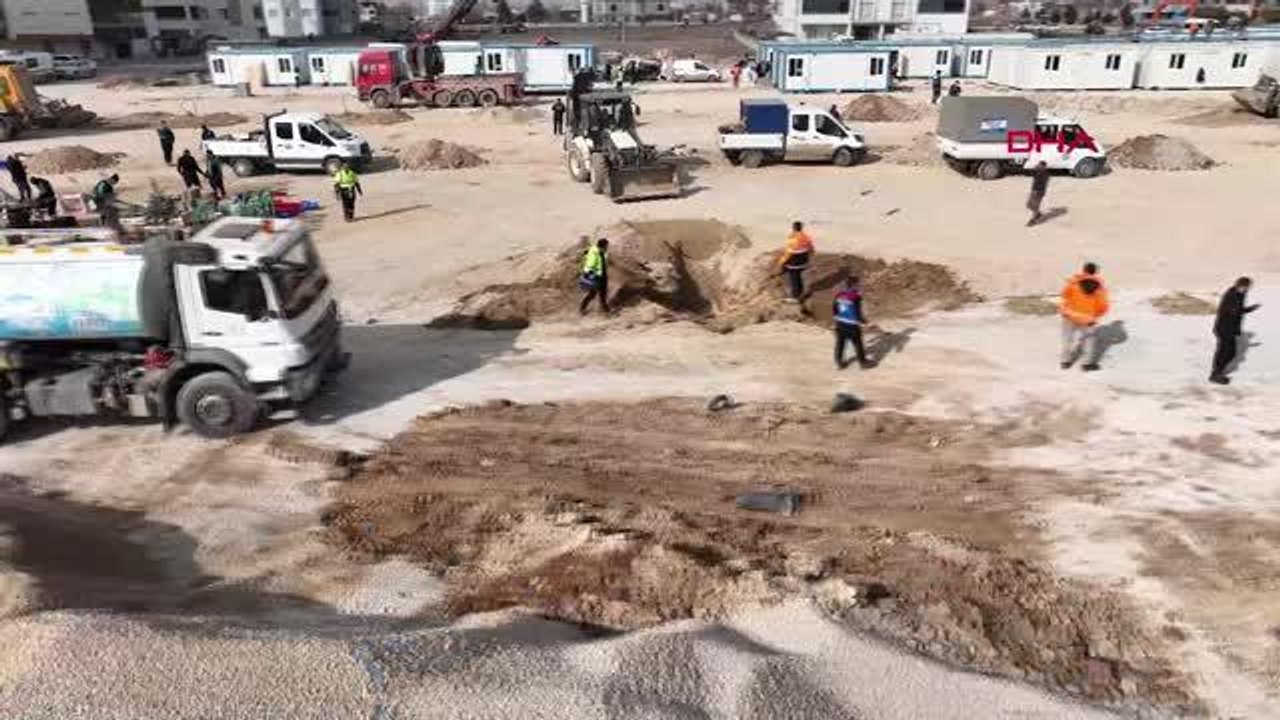 TRABZON-BAŞKAN ZORLUOĞLU: KAHRAMANMANAŞ'TA KONTEYNER KENT TAMAMLANIYOR