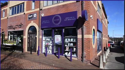 Meet the founder of the 45-year-old family jewellers in Roundhay who has had 'many secrets to keep'