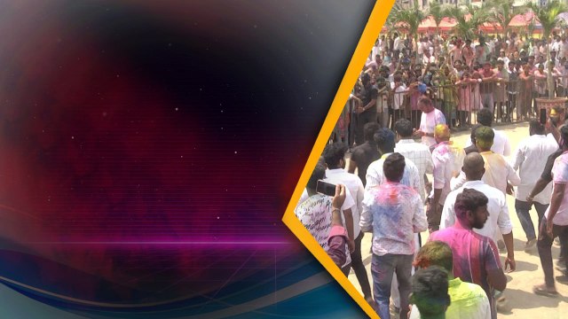 Holi celebrations.. అంబరాన్నంటిన సంబరాలు.. పీపుల్స్ ప్లాజాలో Hero Vishwaksen సందడి | Telugu OneIndia