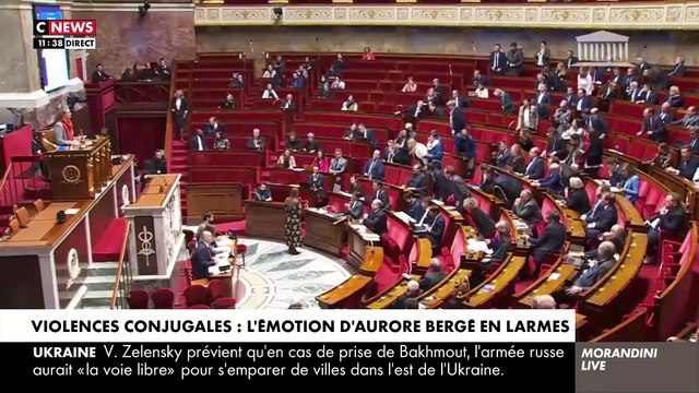 Violences conjugales: Les femmes politiques invitées dans Morandini Live très dures contre Aurore Bergé et son émotion à l'Assemblée nationale: C'est du théâtre ! - Regardez