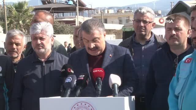 Bakan Koca: Hatay'da şebeke suyunun içme suyu olarak kullanılmasının riskli olduğunu bir kez daha vurgulamak isterim