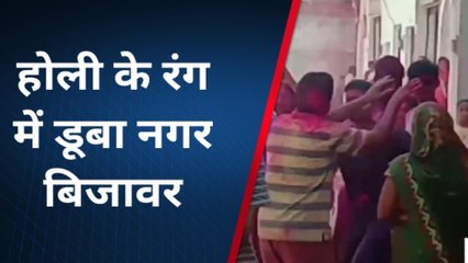 बिजावरः नगर में धूमधाम से मनाई गई होली..एक-दूजे को रंग लगाकर दी बधाई
