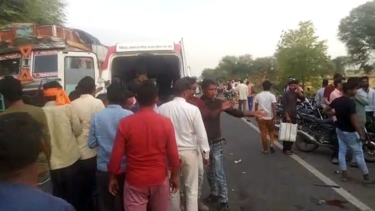 बुआ के घर होली खेल लौट रहे थे तीन दोस्त, कार की टक्कर से मौत