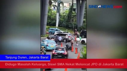 Diduga Masalah Keluarga, Siswi SMA Nekat Meloncat JPO di Jakarta Barat