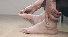 13 Causes of Swollen Feet