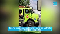 Fuerte choque entre micro y auto en La Plata dejó heridos atrapados