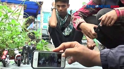 Raih Cuan Lewat Jasa Modifikasi Mobil Mainan di Padang Sumbar