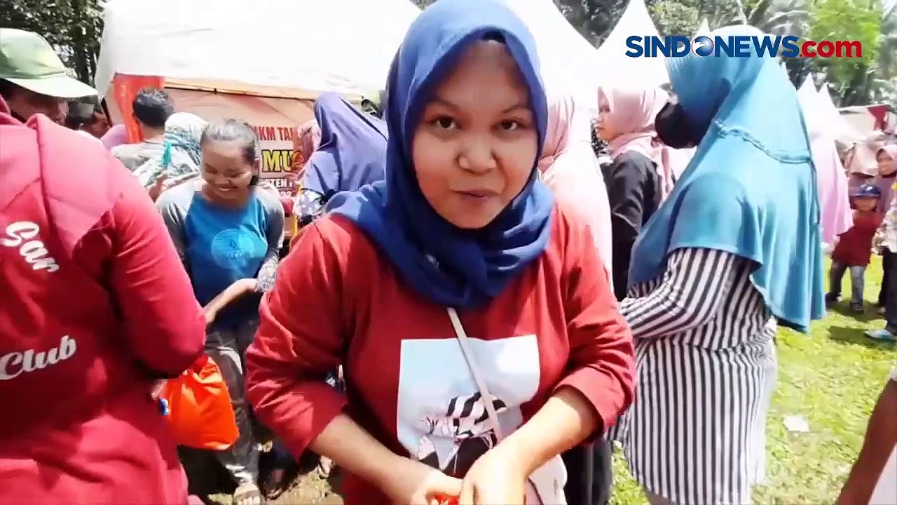 Sembako Murah, Ratusan Emak-Emak Antre di Purbalingga