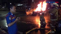 Alami Korsleting Listrik pada Mesin, Minibus Pembawa BBM Terbakar