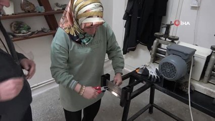 3 asırdır erkek ustalar üretiyordu... Artık 'Tokat Bileziği'ni kadın ustalar da üretecek