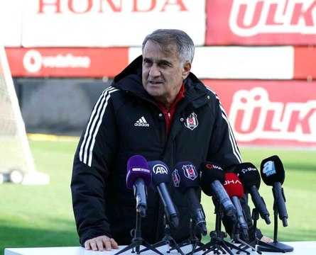 Şenol Güneş: Önümüzdeki tüm maçları kazanarak yolumuza devam etmek istiyoruz -1-