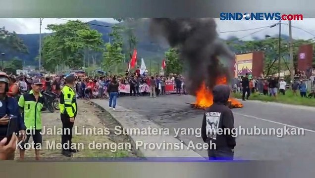 Tolak Eksekusi Lahan, Ratusan Warga Blokade Jalan Lintas Sumatera