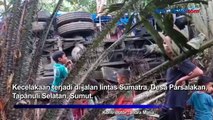 Rem Blong, Truk Tangki Solar Terbalik ke Kebun Salak di Tapanuli Selatan