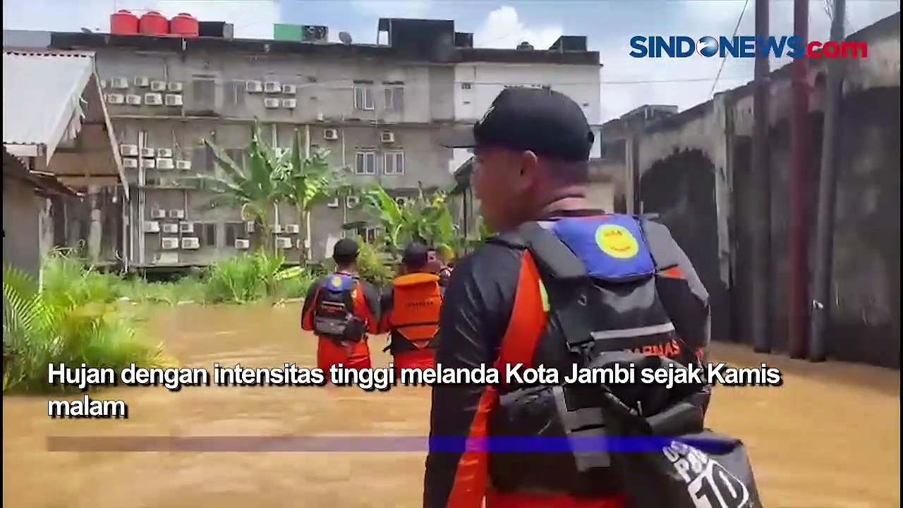 Hujan Intensitas Tinggi, Ratusan Rumah Warga di Jambi Terendam Banjir