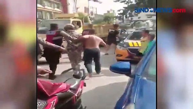 3 Preman di Kendari Babak Belur Diamuk Massa Usai Palak Pemotor di Jalanan