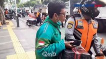 Razia Parkir Liar, Pengemudi Ojol di Senen Kocar-Kacir Hindari Petugas