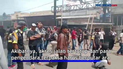 Pedagang Pukul Mundur Petugas Tolak Relokasi Pasar Rengasdengklok