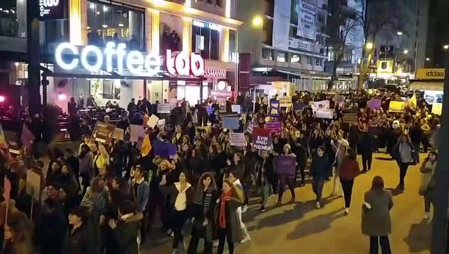 Ankara'da yüzlerce kadın 8 Mart için buluştu: 'Çadırda sokakta evde kadınlar hep birlikte'