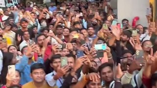 Fans chant 10 rupaye ki Pepsi Shraddha Kapoor sexy as the actress is promoted