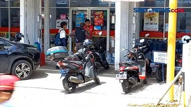 Pelaku Curanmor Todongkan Senjata Api saat Aksinya Dipergoki Karyawan Minimarket di Bekasi