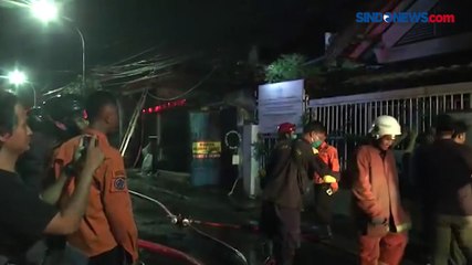 Pondok Rehabilitasi Dilalap Api di Surabaya, 15 Unit Mobil Pemadam Dikerahkan