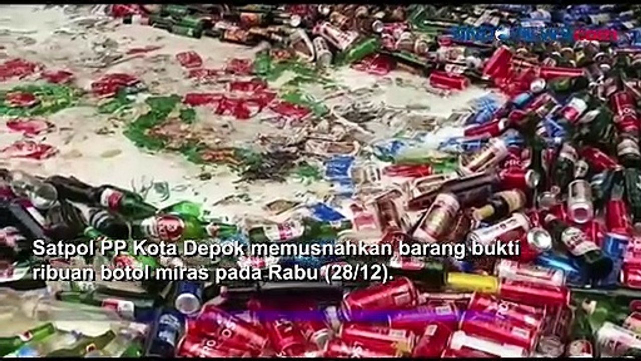 Ribuan Botol Miras Dimusnahkan oleh Satpol PP Depok